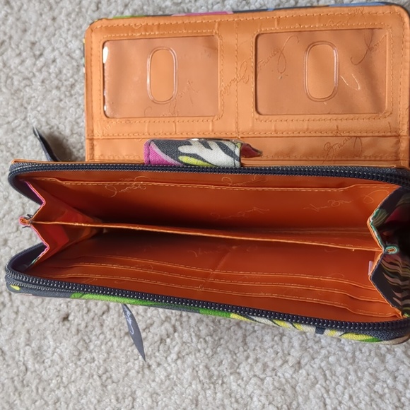 Vera Bradley bifold wallet, floral with orange lining - Picture 5 of 7